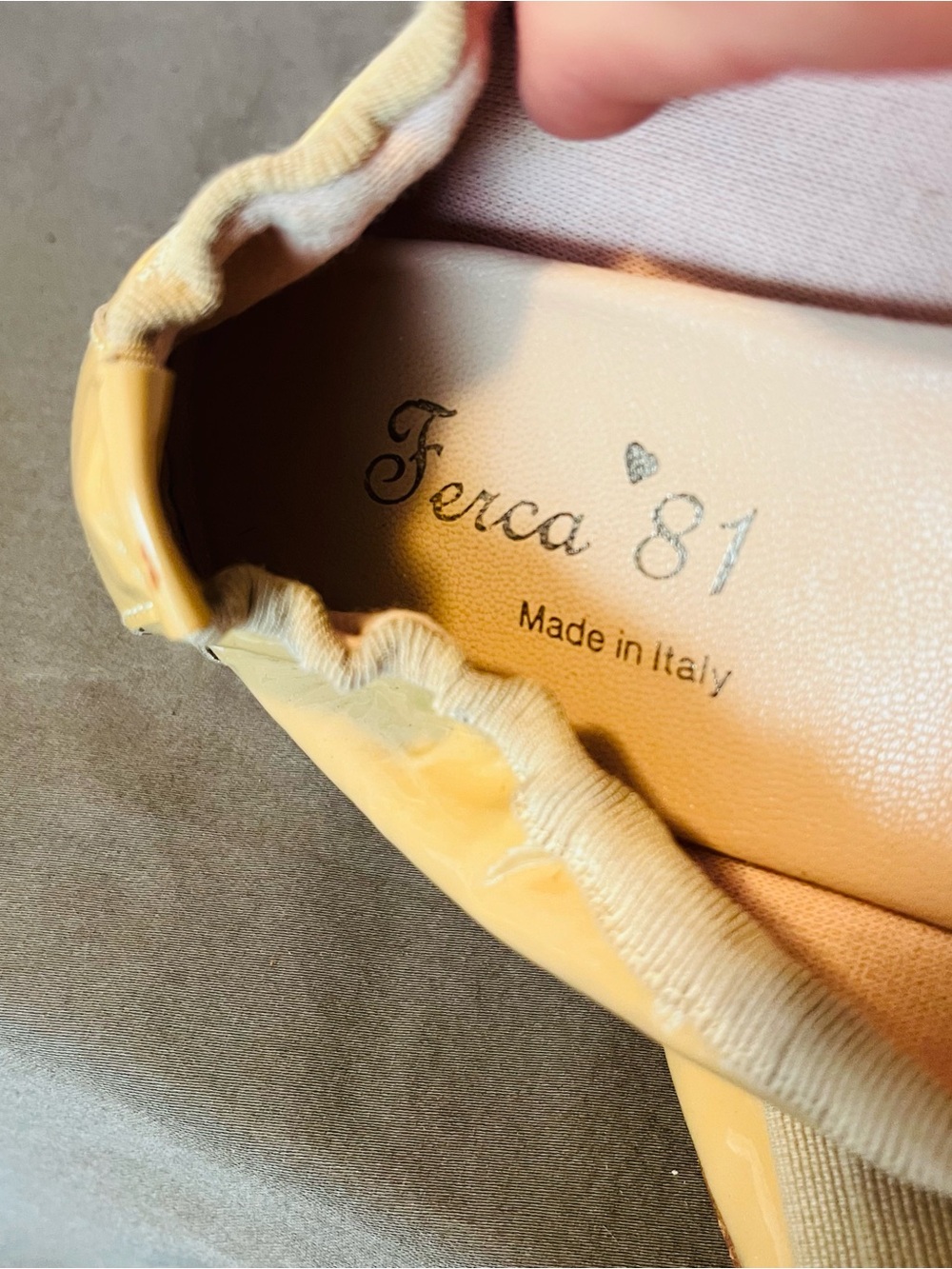 Ferca 81 Marigold Patent Leather Ballet Flats with Bow, Sz. 39.5 - Picture 4 of 7